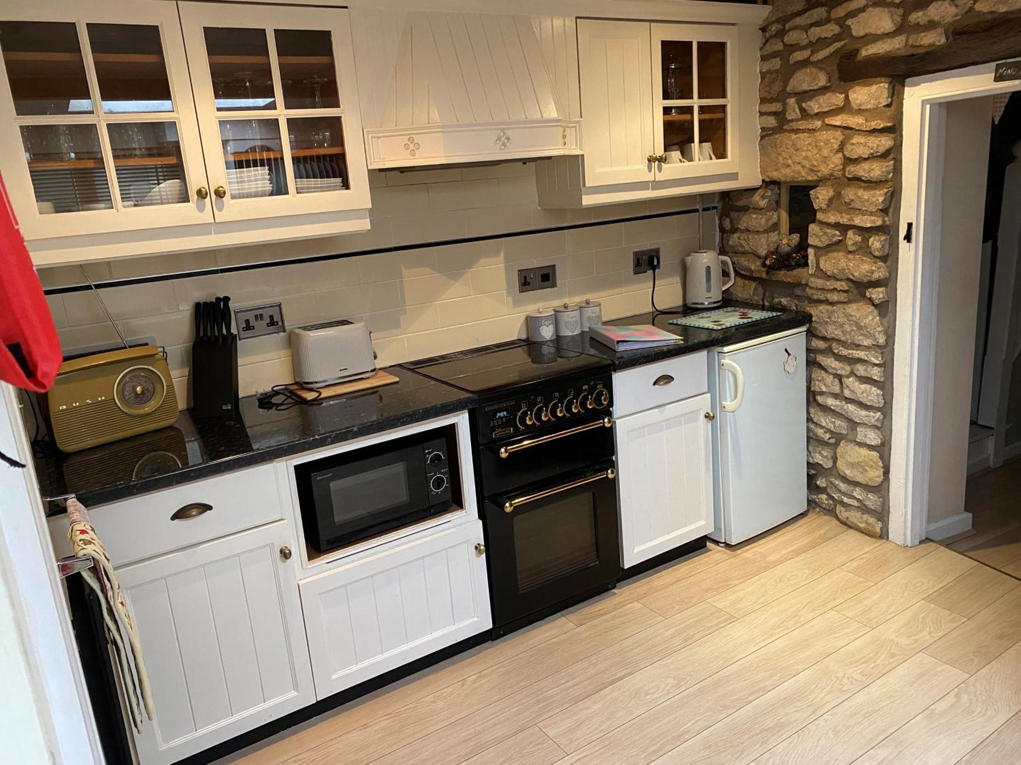 Lavender Cottage, Grade 2 Listed Period Stone Built Cottage In Pickering, North Yorkshire 외부 사진